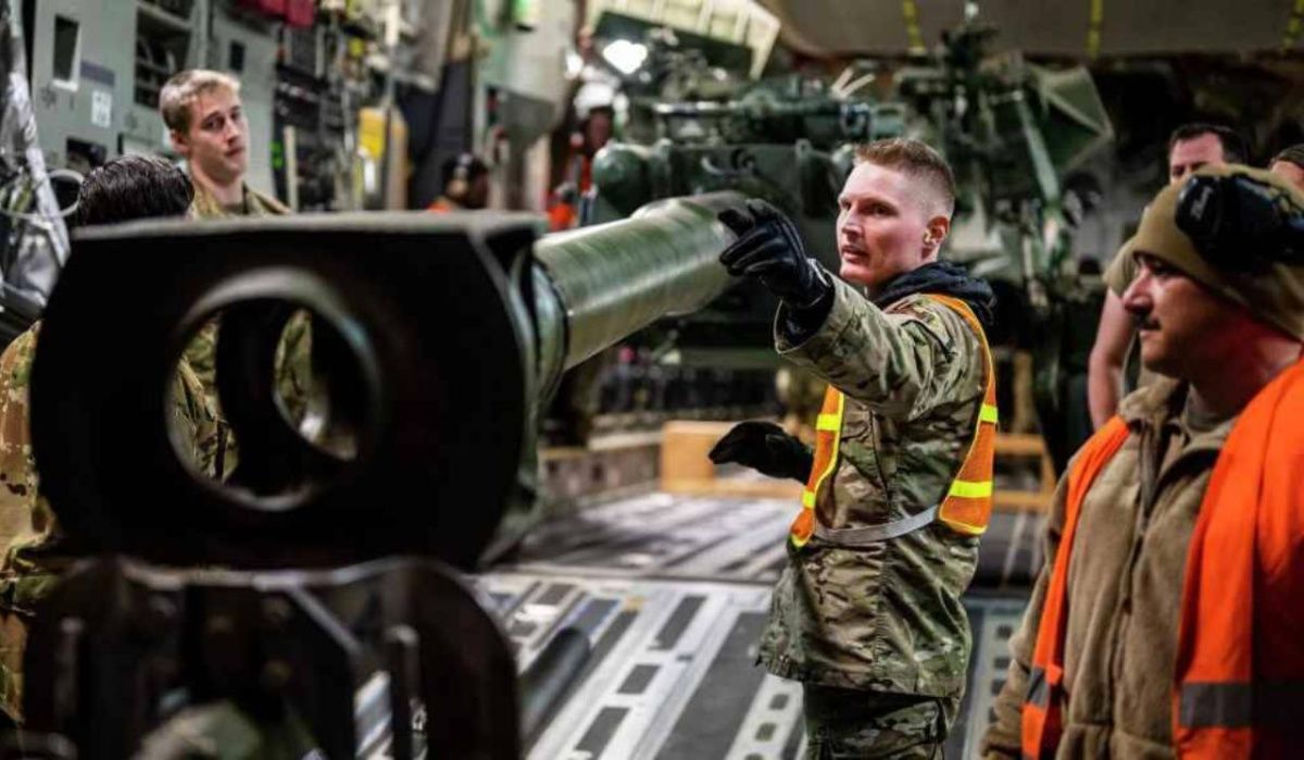 Украина сообщает о полном прекращении поставок оружия из США