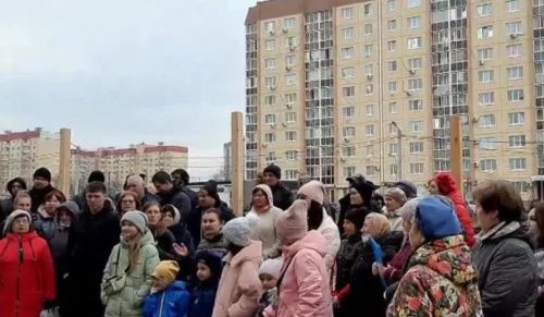 Воронежцы устроили митинг против строительства многоквартирного дома 