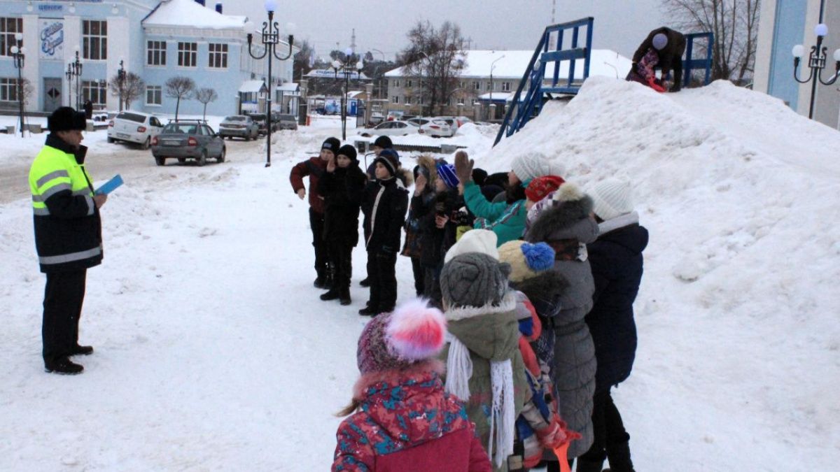 Стражи дорог Чайковского призывают строго соблюдать ПДД 