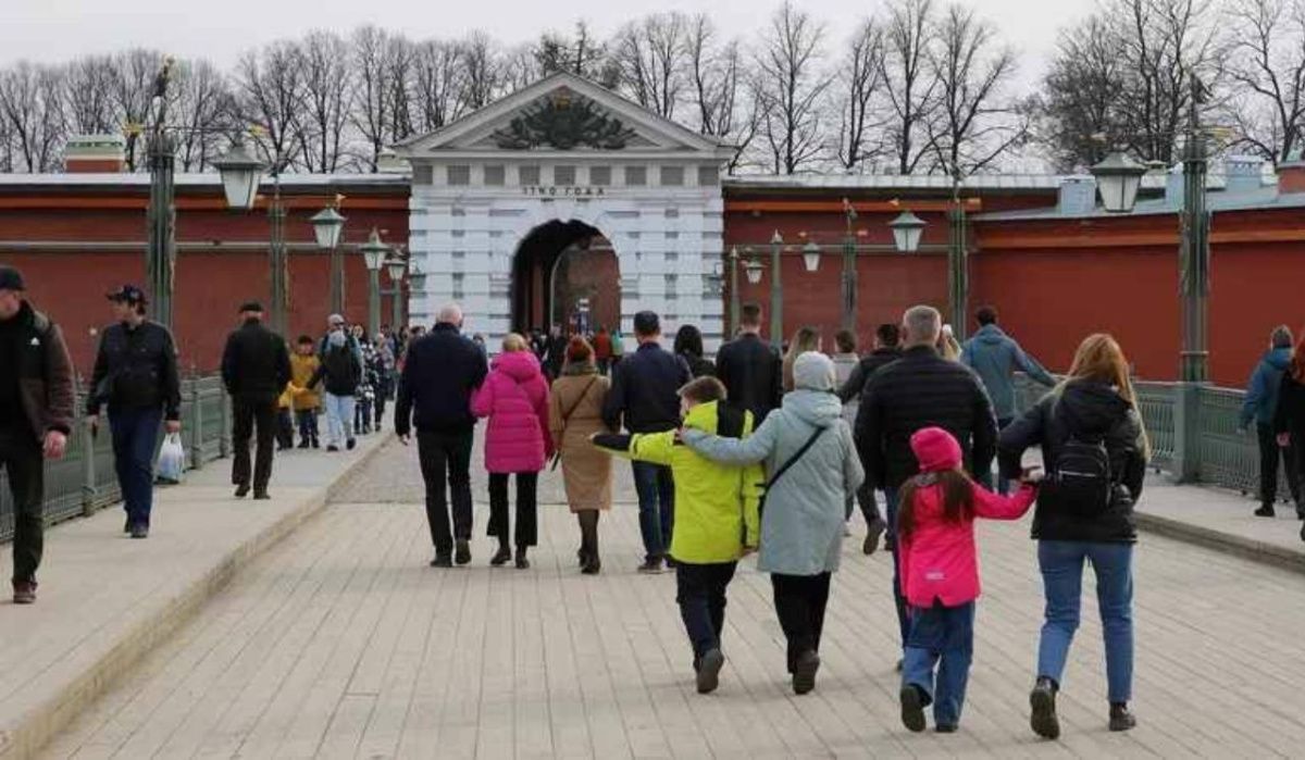 Петербург возглавил рейтинг по бронированию жилья на майские праздники