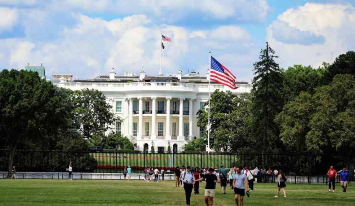 Эксперт Дудаков: шатдаун в США подчеркивает политический раскол