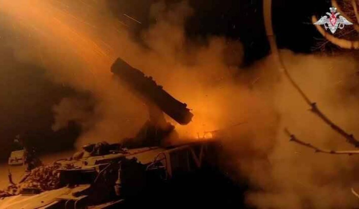 Собянин: атака дронов на подходе к Москве успешно отражена