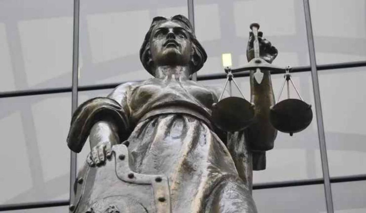 Экс-зампред Воронежского облсуда попытался оспорить изъятие имущества