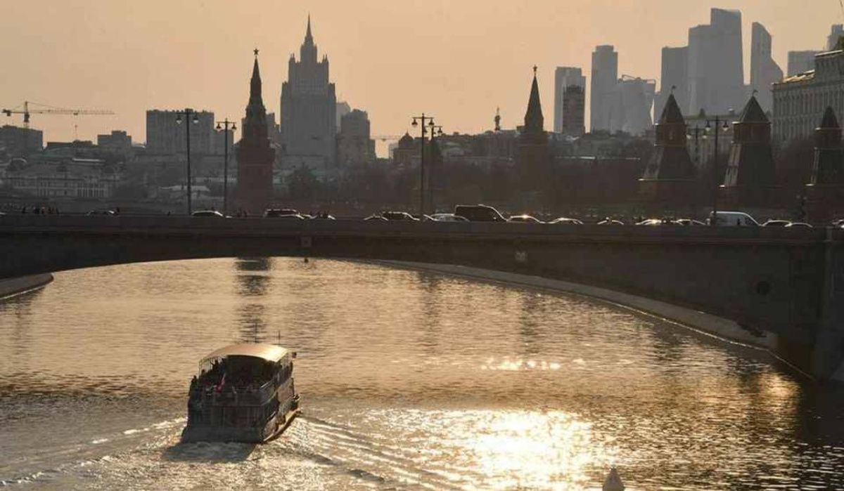 Москвичей предупредили о морозах и штормовом ветре в ближайшие дни