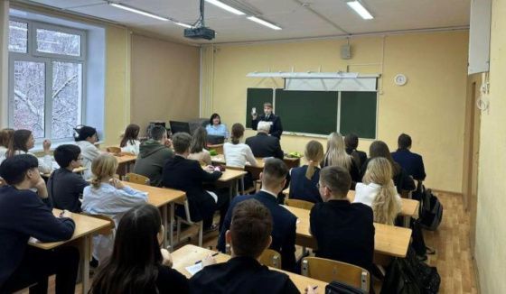 Чайковские полицейские приняли участие в профориентационном мероприятии для школьников 