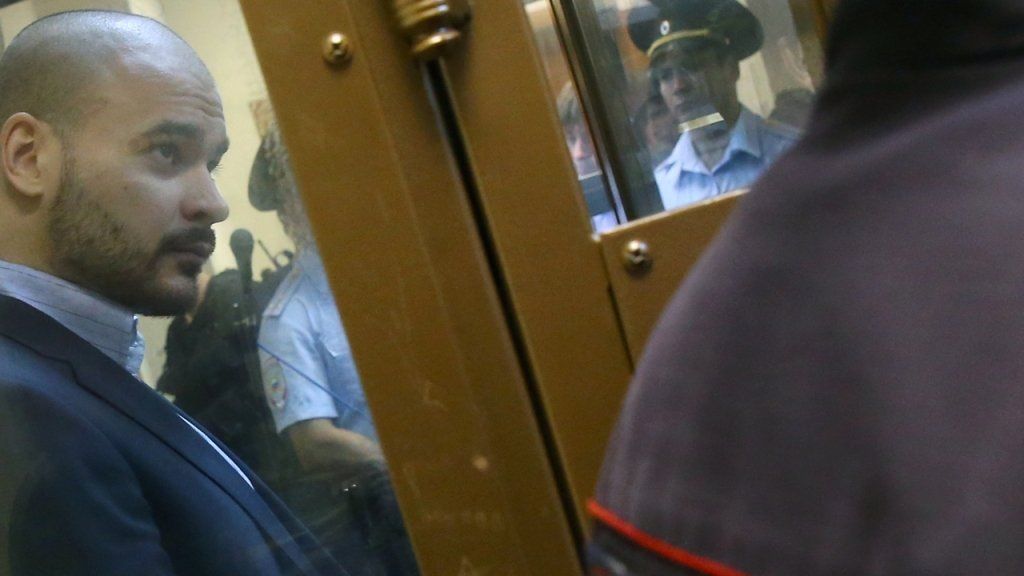 Во ФСИН объяснили следы пыток на теле Тесака