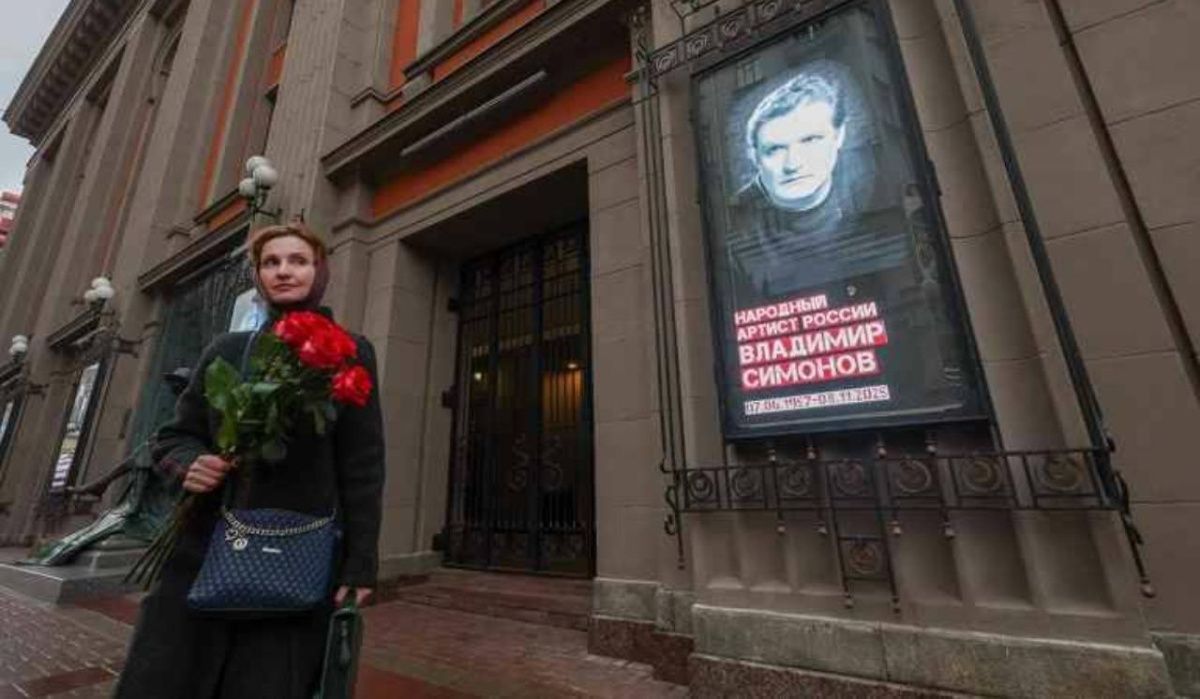 Прощание с Владимиром Симоновым проходит в Москве