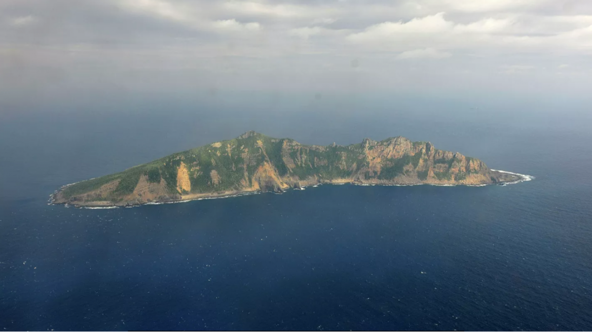 Китайские корабли зашли в территориальные воды Японии