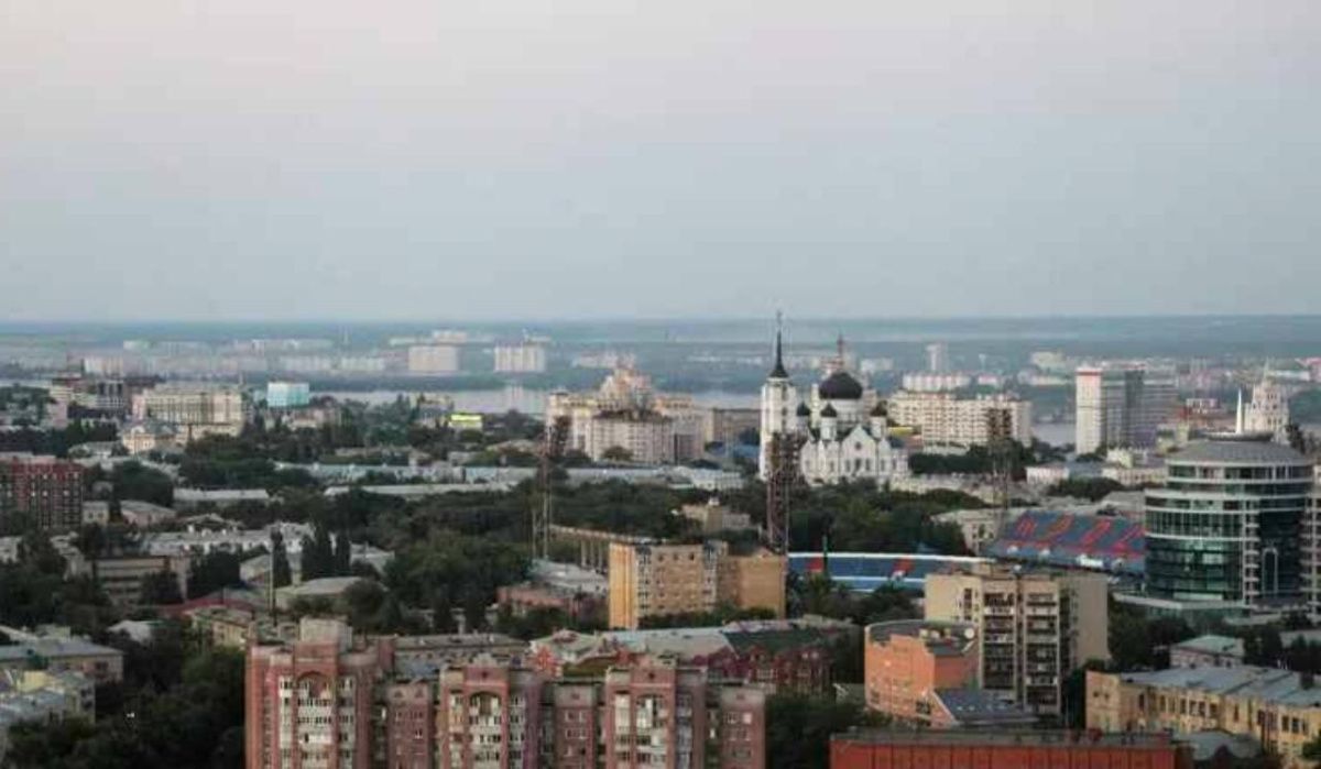 В центре Воронежа изменили схему движения транспорта